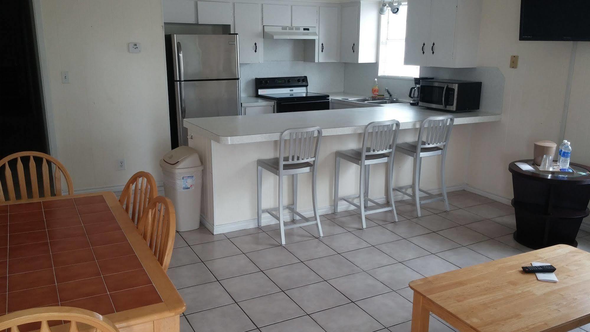 Upper Deck Hotel&Bar - Adults Only South Padre Island Exterior foto